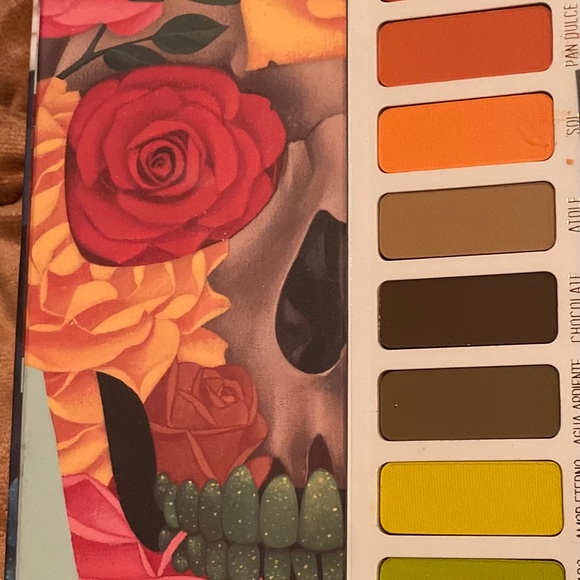 Melt Cosmetics “VIDA” Palette - Picture 2 of 2